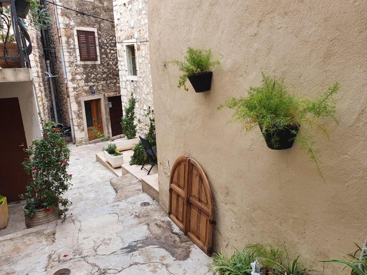 Room With Shared Bathroom House Gorica Σίμπενικ Εξωτερικό φωτογραφία